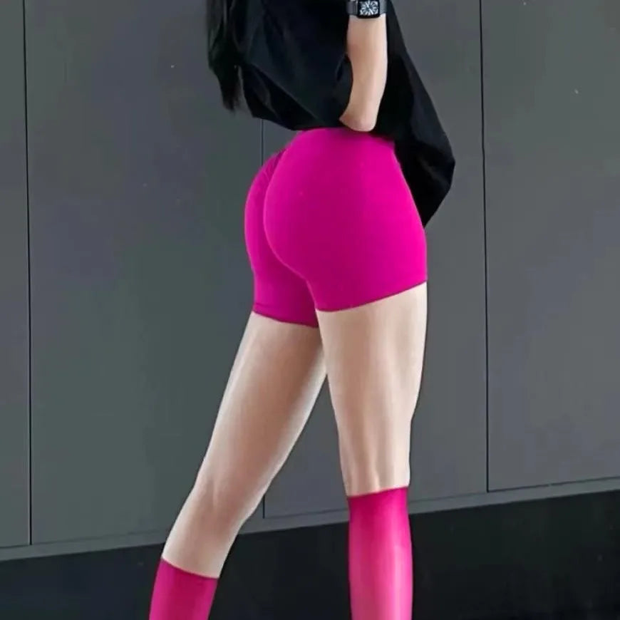 Seamless High-Waisted Peach Hip Fitness Shorts